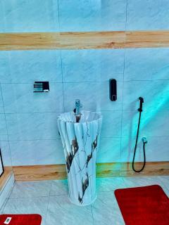 Dunstan Suites - Jinja - 7