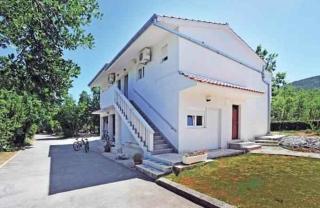 Holiday home in Prgomet 53213 - Prgomet - 9