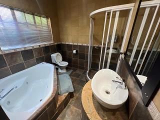 One Love Resort Mokopane - Mokopane - 6