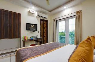 Global Corporate - By Hotel Vibe BLU - Noida - 3
