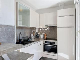 Appartement classé 3 étoiles avec terrasse à 150 m plage de Cavalière - LE LAVANDOU - Le Lavandou - 4