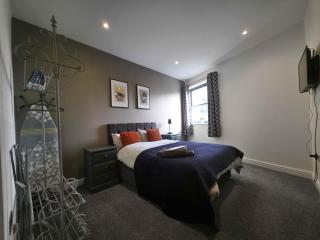 1 Bed Contractors Welcome SKY TV Cambridge Mews - Cleethorpes - 1