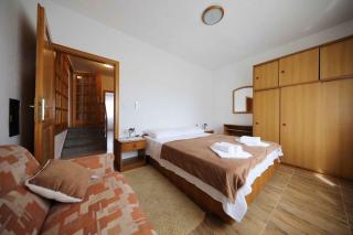 Apartments in Mali Iz - Insel Iz 53386 - Mali Iž - 2