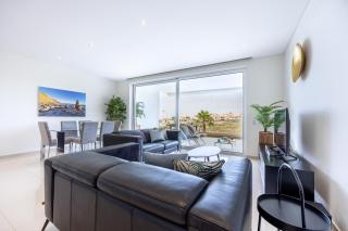 CoolHouses Algarve Lagos, 3 Bed modern Flat, outdoor & Indoor pools, Gym, Amor à Vida - 8