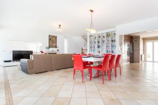 CoolHouses Algarve Luz, Ocean front 4 Bed house w/ pool, Casa da Pipa - Luz - 1