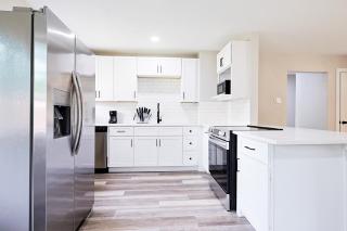 Luxury 4BR Retreat 10 Mins to Downtown & Lake - Mesquite - 0