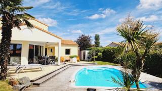 Villa 68, piscine chauffée à 2 pas de l'océan - Les Sables-dʼOlonne - 0