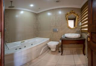 Valdivia Park Hotel - Istambul - 9