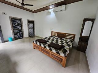 Daksh Holiday Home - Alibaug - 4