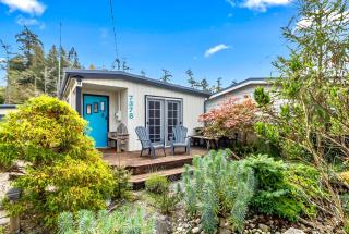 Charming Cottage by River & Ocean - Blaine - 5