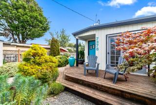 Charming Cottage by River & Ocean - Blaine - 3
