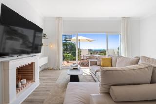 Stylish PH with Private Rooftop & Sea Views RDR497 - Estepona - 4