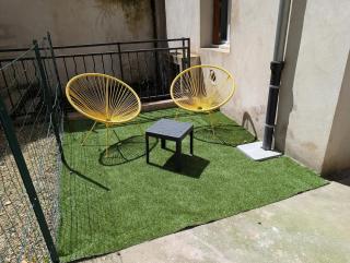 Logement avec cours au centre-ville - Seurre - 2