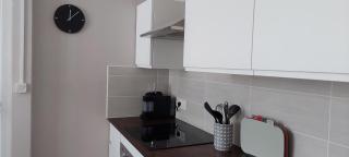 Le Guet du Garde - in the center of medieval town - 0