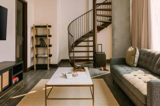 Sonder by Marriott Bonvoy Lambert Apartments Old Montreal - Montreal - 3