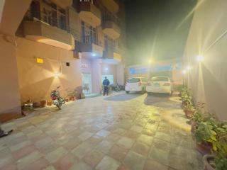 Hotel Grand Palace Multan - Dargai - 7