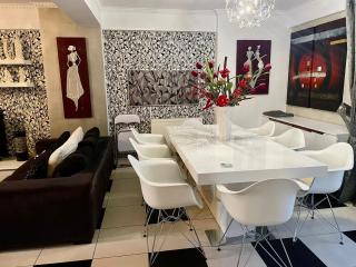 Greek hospitality - 8