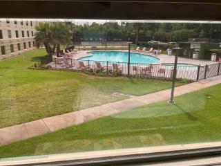 Holiday Inn Houston Intercontinental Airport by IHG - Houston - 9