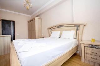 Mayrig building, 2 Bedroom large apartment with balcony - Jerewan - 1