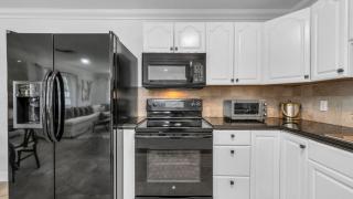 Serene El Cid Retreat - West Palm Beach - 8