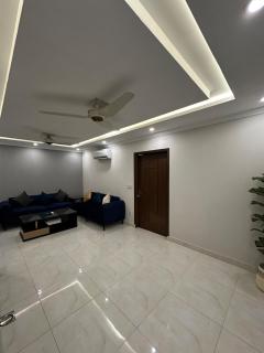 Eiffel Embrace 1 BHK - Lahore - 2