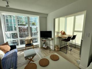 Executive Studio - Vancouver - 5