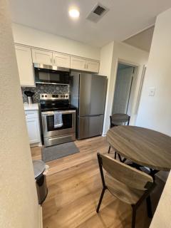 R&R Upscale Rental - 0