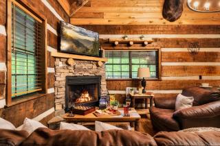 Authentic Family Paradise- Game Room-Hot Tub-BBQ - Sevierville - 4
