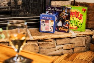 Authentic Family Paradise- Game Room-Hot Tub-BBQ - 3