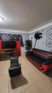 At the Center of Dearborn, MI 2 Bedroom apartment with backyard and balcony - Dearborn - 6