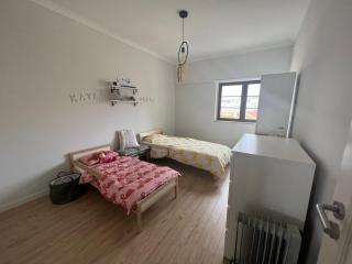 Family Friend Full Space In Odivelas - 6