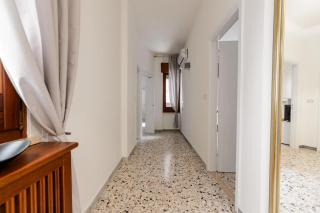White and Slow - Ostuni - 2