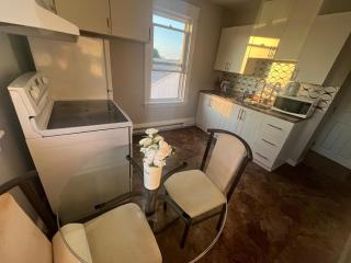 2BR Apartment near hospital - Heart of City - 6