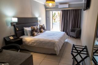 Leach Lodge - Kuruman - 8