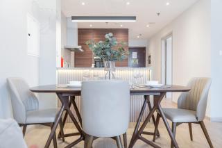 StayShort - Stylish 1-Bedroom JVC Apartment Sleeps 3 with Pool - 2