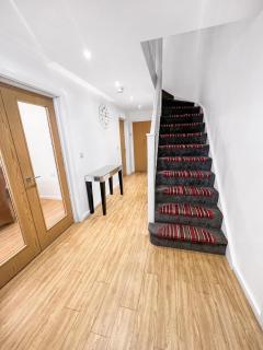 MK Cosy & Comfy Corner - Broughton - 6