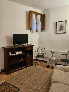 Caracteristic Stone house center of Introdacqua - Introdacqua - 4
