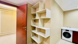 Luxurious One-Bedroom Gold Crest Apartment with Stunning Balcony Retreat DHA Lahore - Dargai - 8