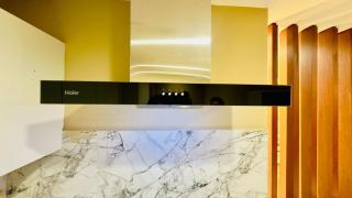 Luxurious One-Bedroom Gold Crest Apartment with Stunning Balcony Retreat DHA Lahore - Dargai - 3