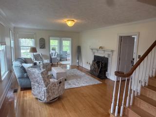 Riverside Home - Galax - 3