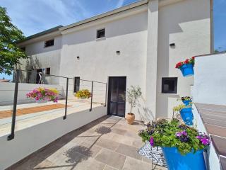 Cozy cottage with seaview and parking ideal for small family - Brzac - 8