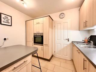Bellahomes XL Apartment Klima private Parking Coffeestation Long Stay Airport Frankfurt 30 Min - 2
