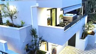 Holiday Home Vučko with Jacuzzi - Makarska - 1