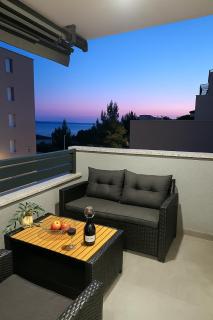 Holiday Home Vučko with Jacuzzi - Makarska - 7