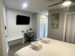 Beauty at the Beach! Oceanview King bed free bikes - Hilton Head Island - 8