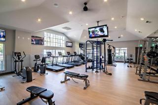 Private Gated 4BR 4BA Home Away From Home Near DT - Austin - 8