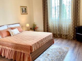 Appartamento di Lusso con 2 Camere nel Centro di Firenze, Residenza Michelangelo - Florencia - 0