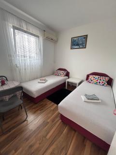 Milica Apartment - Sutomore - 3