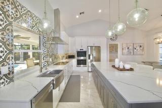 Blue Haven Villa 3 Bedroom 2 Bathroom Home - 2