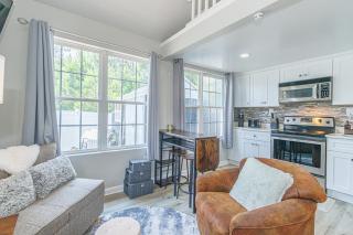 Cozy Tiny Home for 2! Short drive to the Beach! - Myrtle Beach - 9